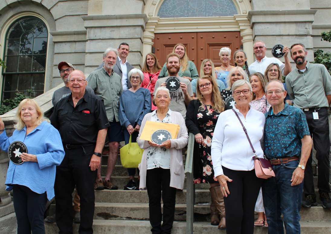 2024 Trillium Awards winners pose with St. Catharines Mayor Mat Siscoe and Trillium Awards project lead Development Horticultural Technician Mike Kraft.